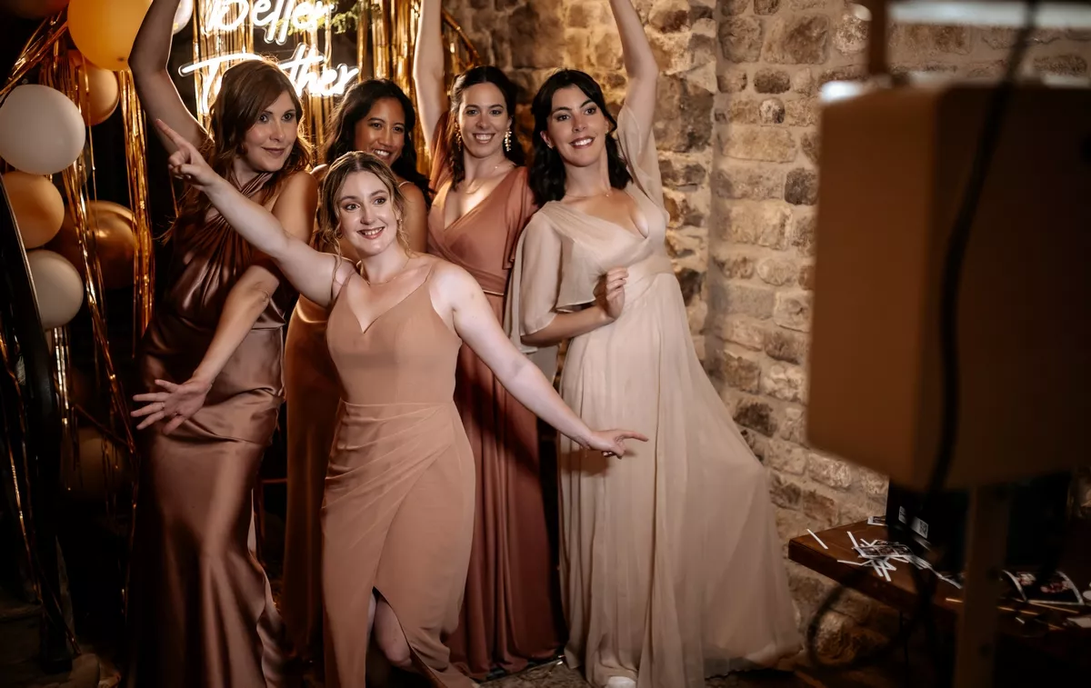 Borne photo en action lors d'une fête